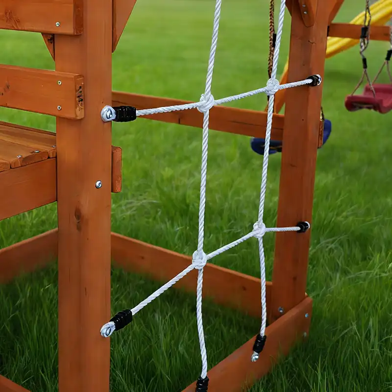 Cliff climbing net