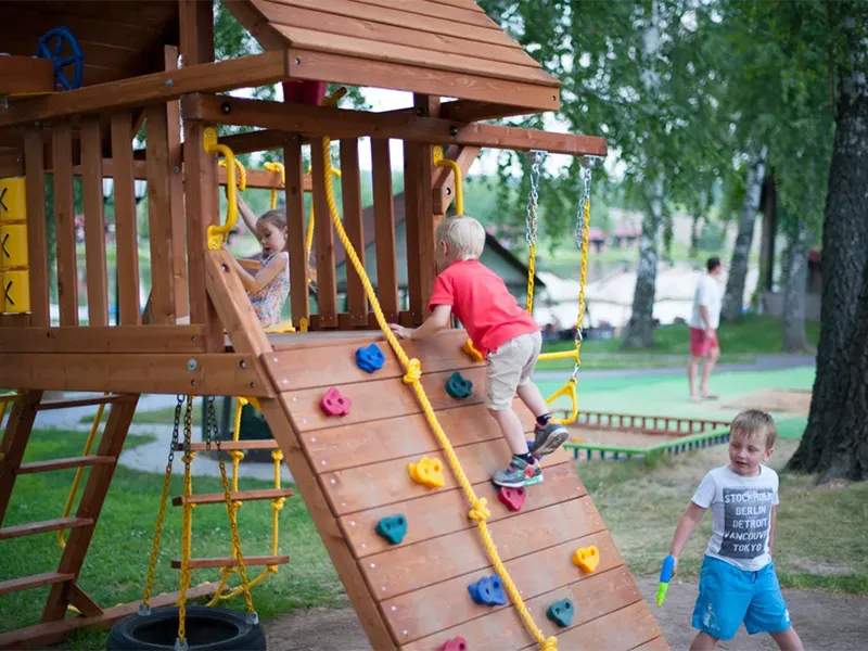 Wooden Outdoor Playground Equipment for Children 特色3